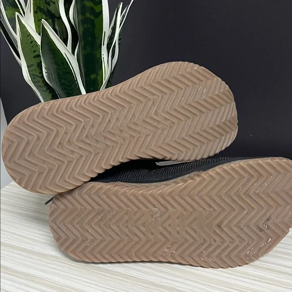 NOBULL Men's Black and Gum Athletic Shoes!! EUC 🖤 - Picture 5 of 9